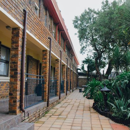 Towers Lodge Boksburg Exterior photo