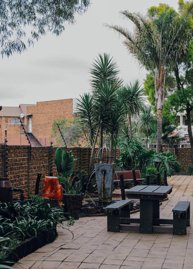 Towers Lodge Boksburg Exterior photo